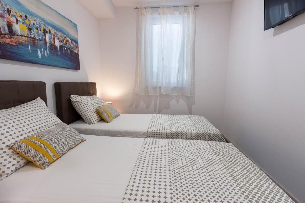 Apartman Dora Подстрана Екстер'єр фото